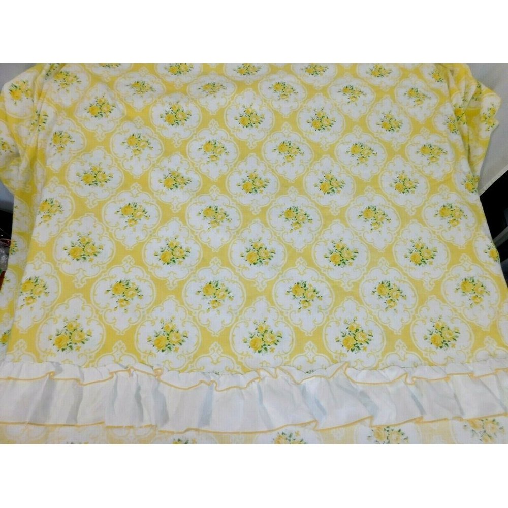 VTG Shabby Chic Yellow Cameo Rose Full / Double Flat Sheet Ruffle Edge Cottage - Picture 1 of 8